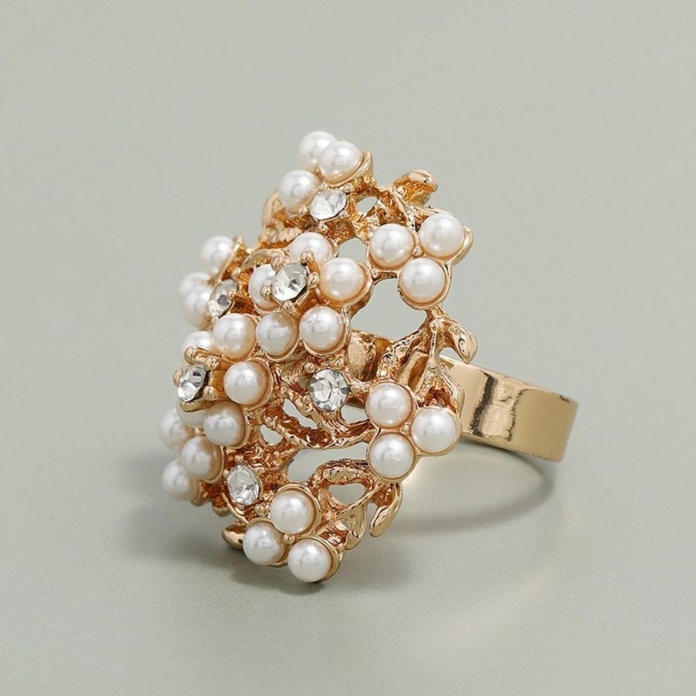 Flower statement  ring A897 - Picture 2 of 5